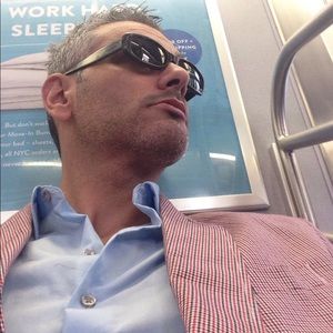 Meet your Posher, Jj